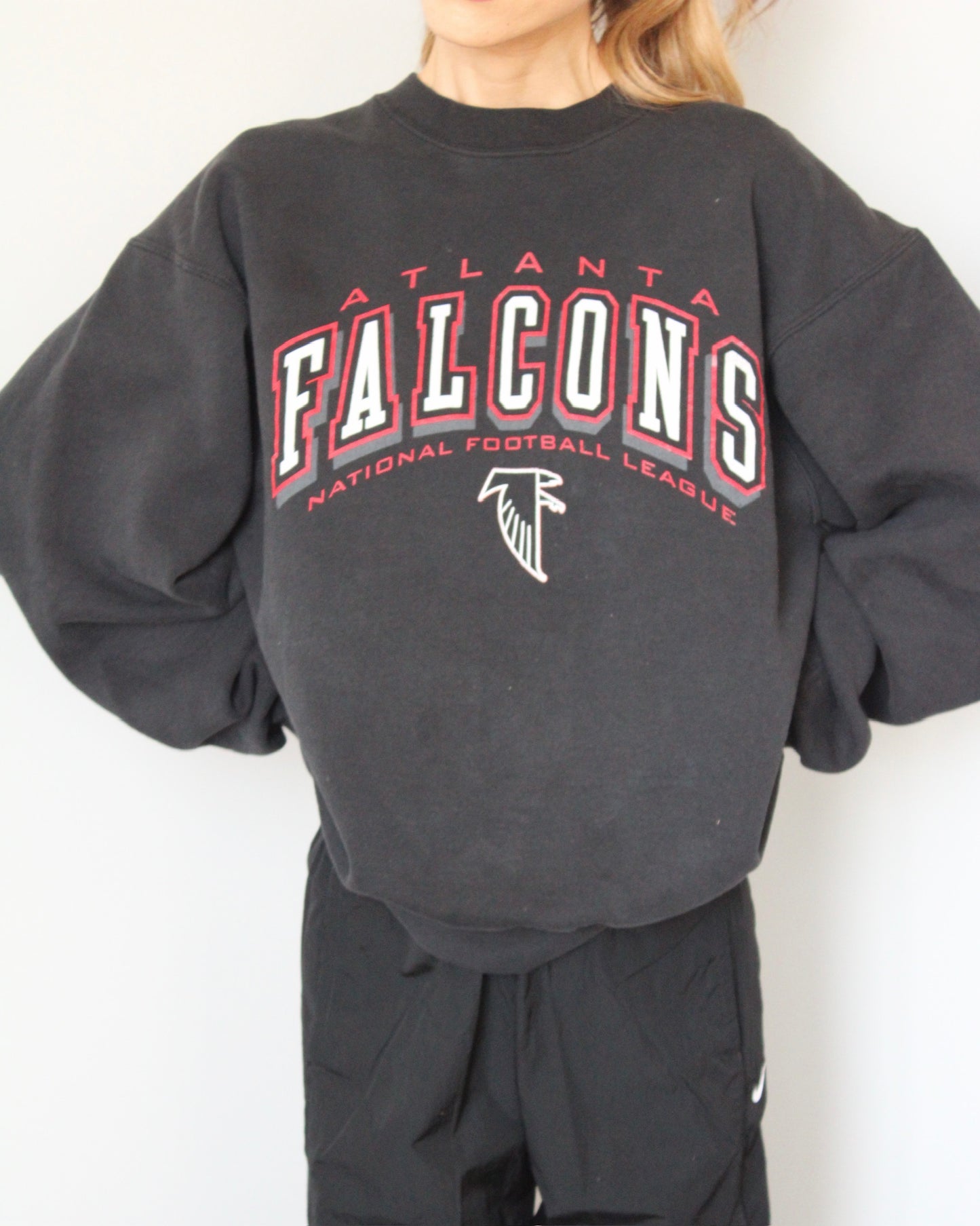 Evi11 Twin Vintage Crewneck - Falcons Football
