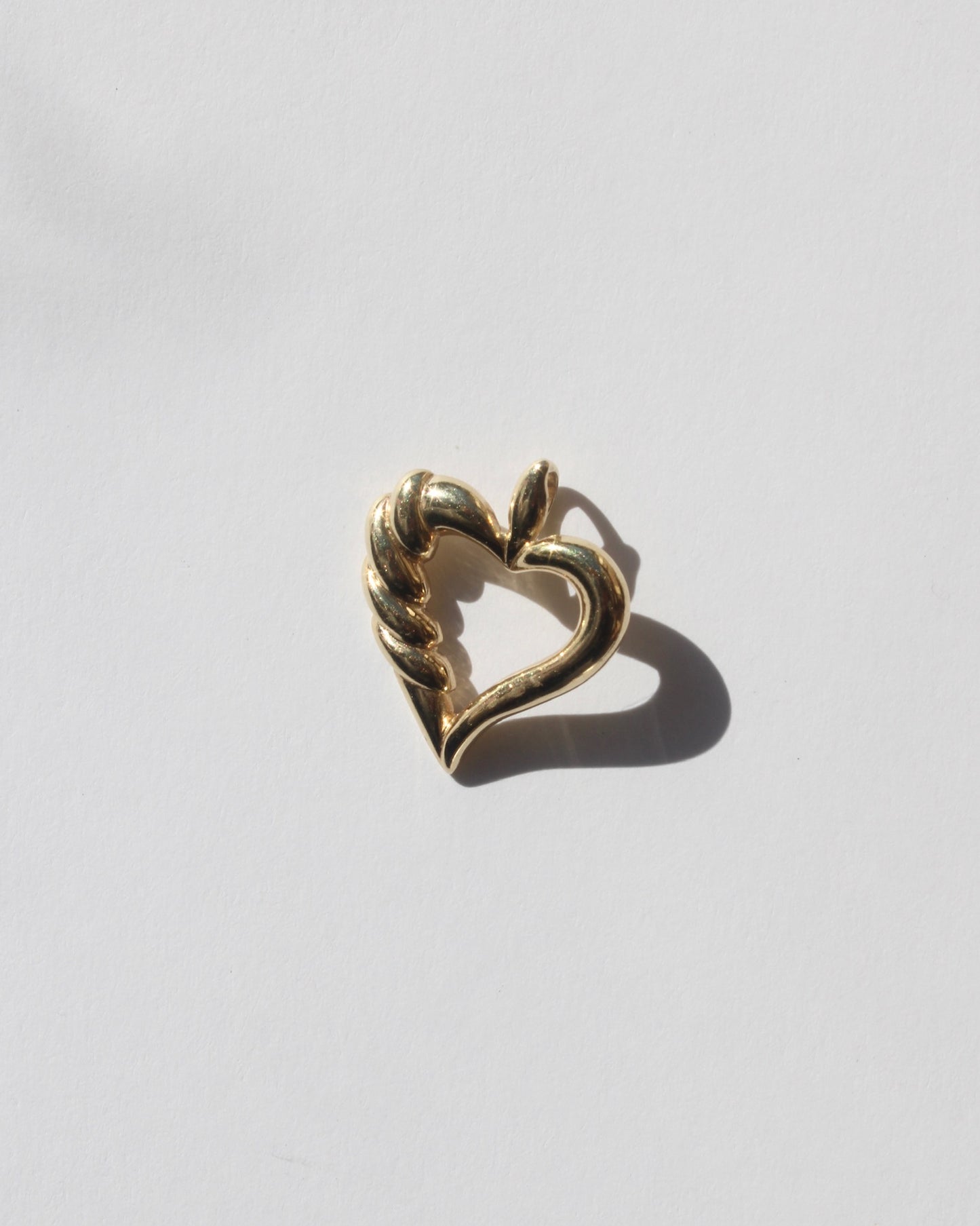 Evi11 Twin Vintage Jewels // Twist Heart