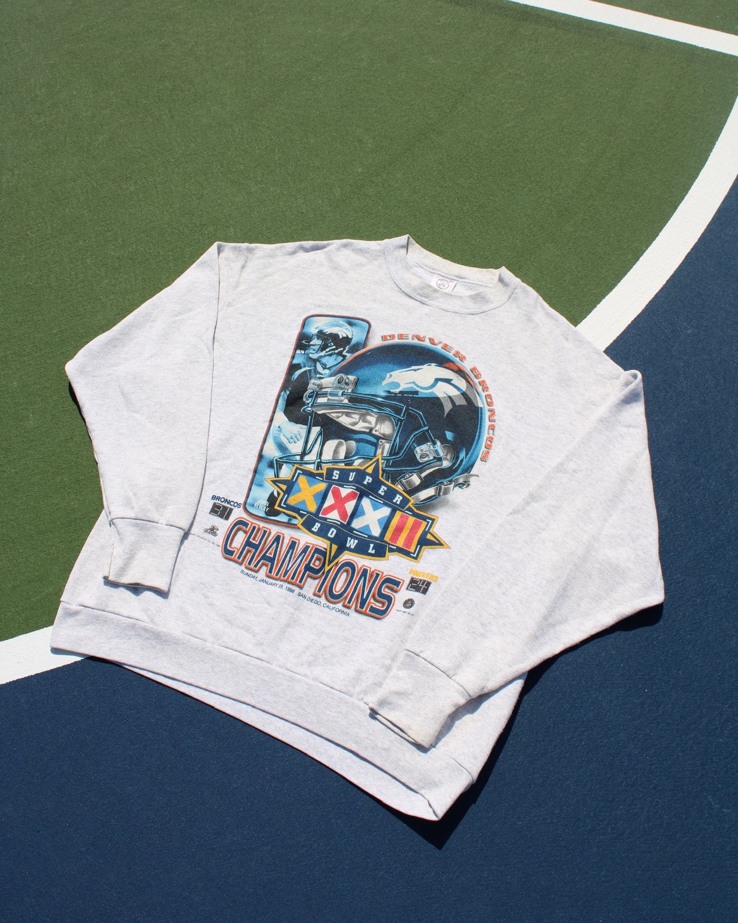 Evi11 Twin Vintage - Denver Crewneck