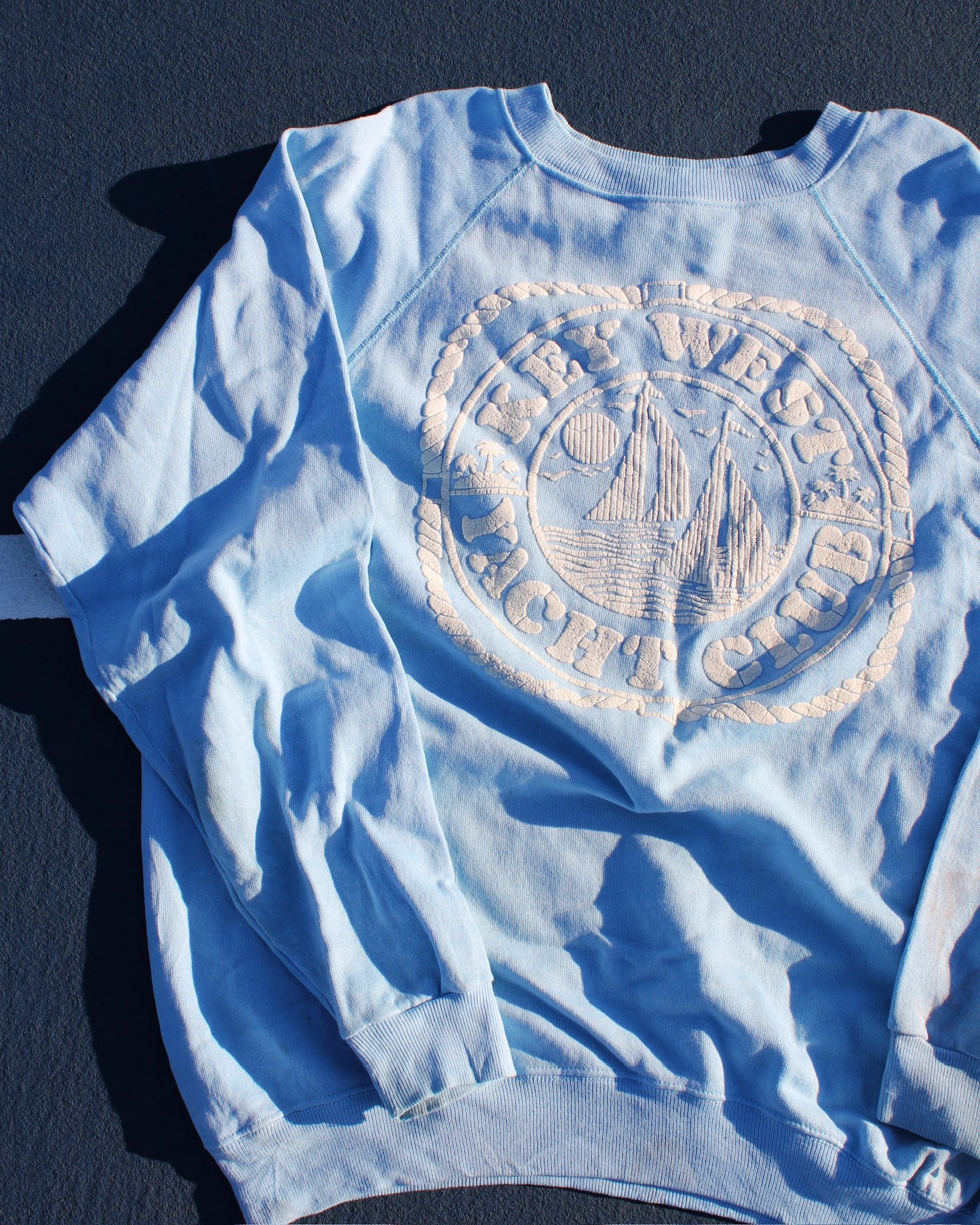 EVI11 Twin Vintage Key West Crewneck