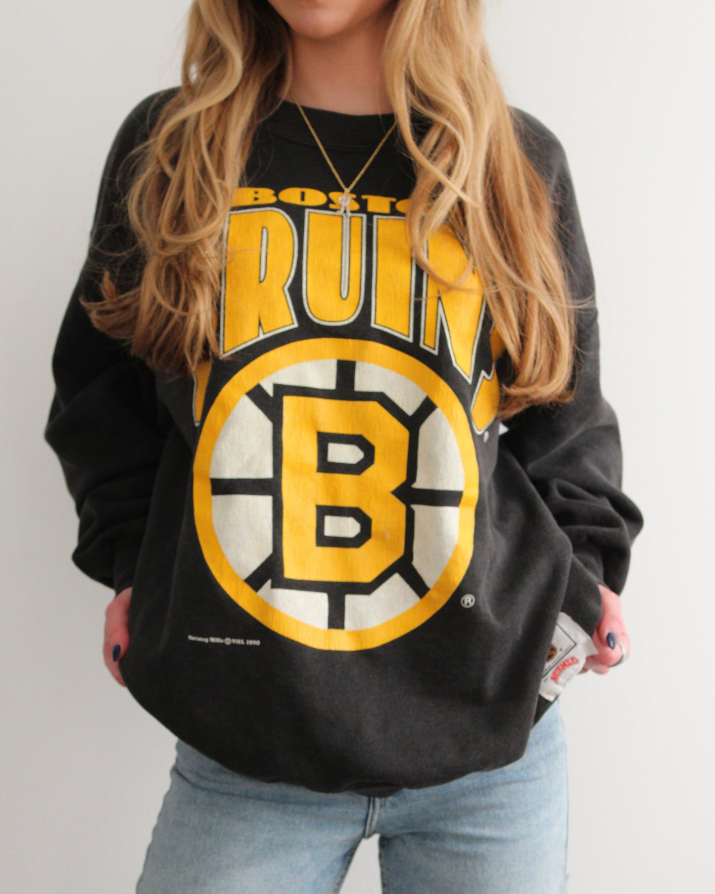 Evi11 Twin Vintage Bruins Crewneck