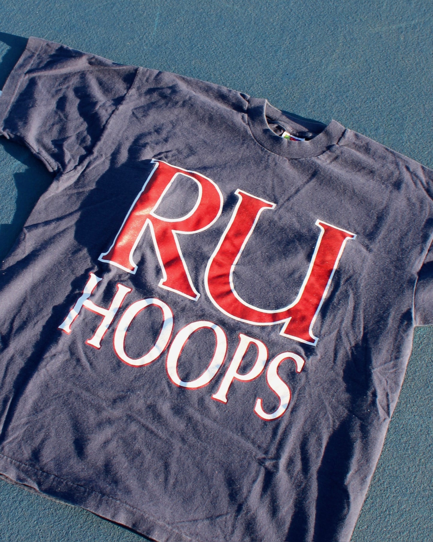 EVI11 Twin Vintage Rutgers Hoops Tee