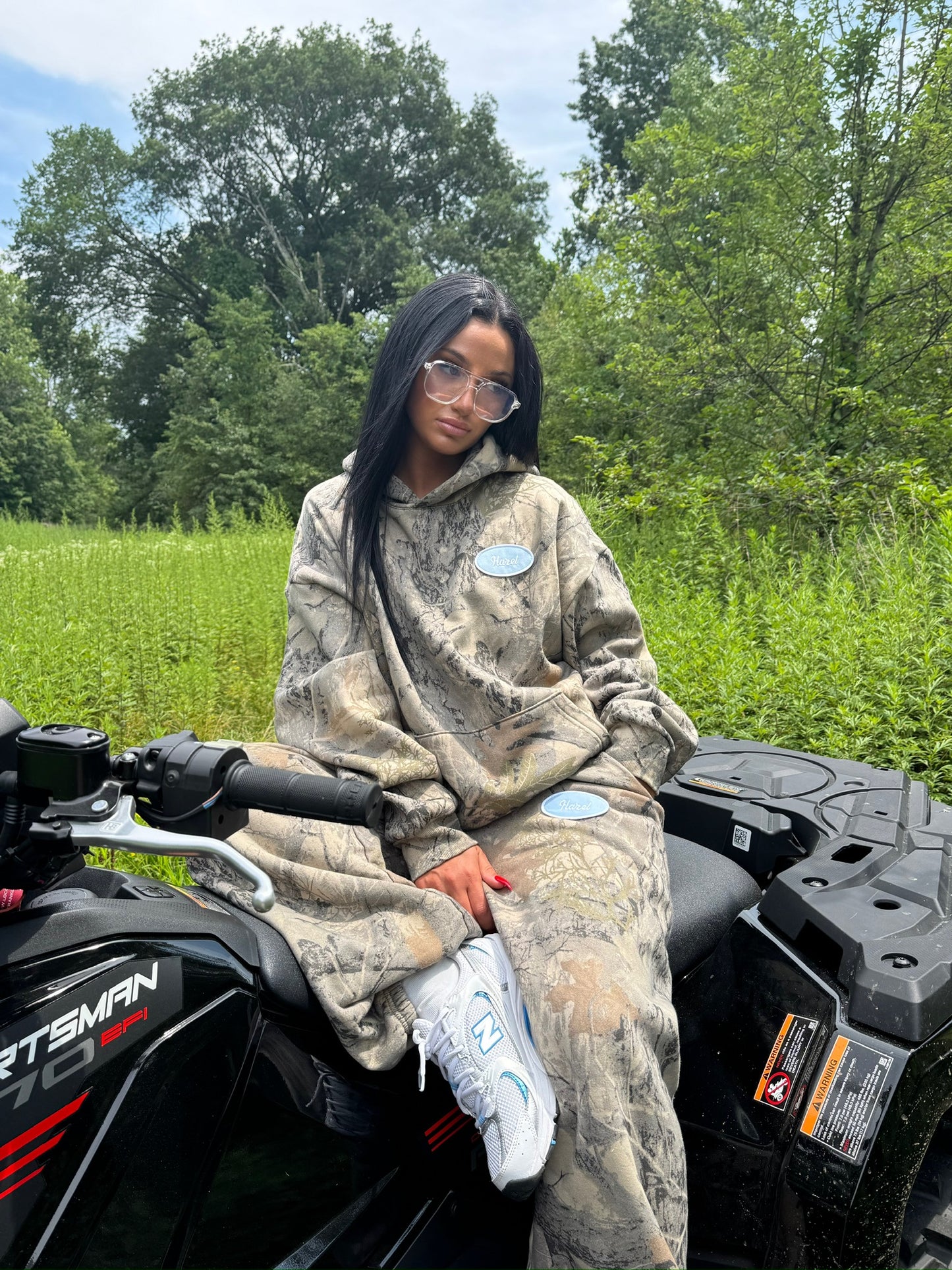 The HZL Eva Sweatpants