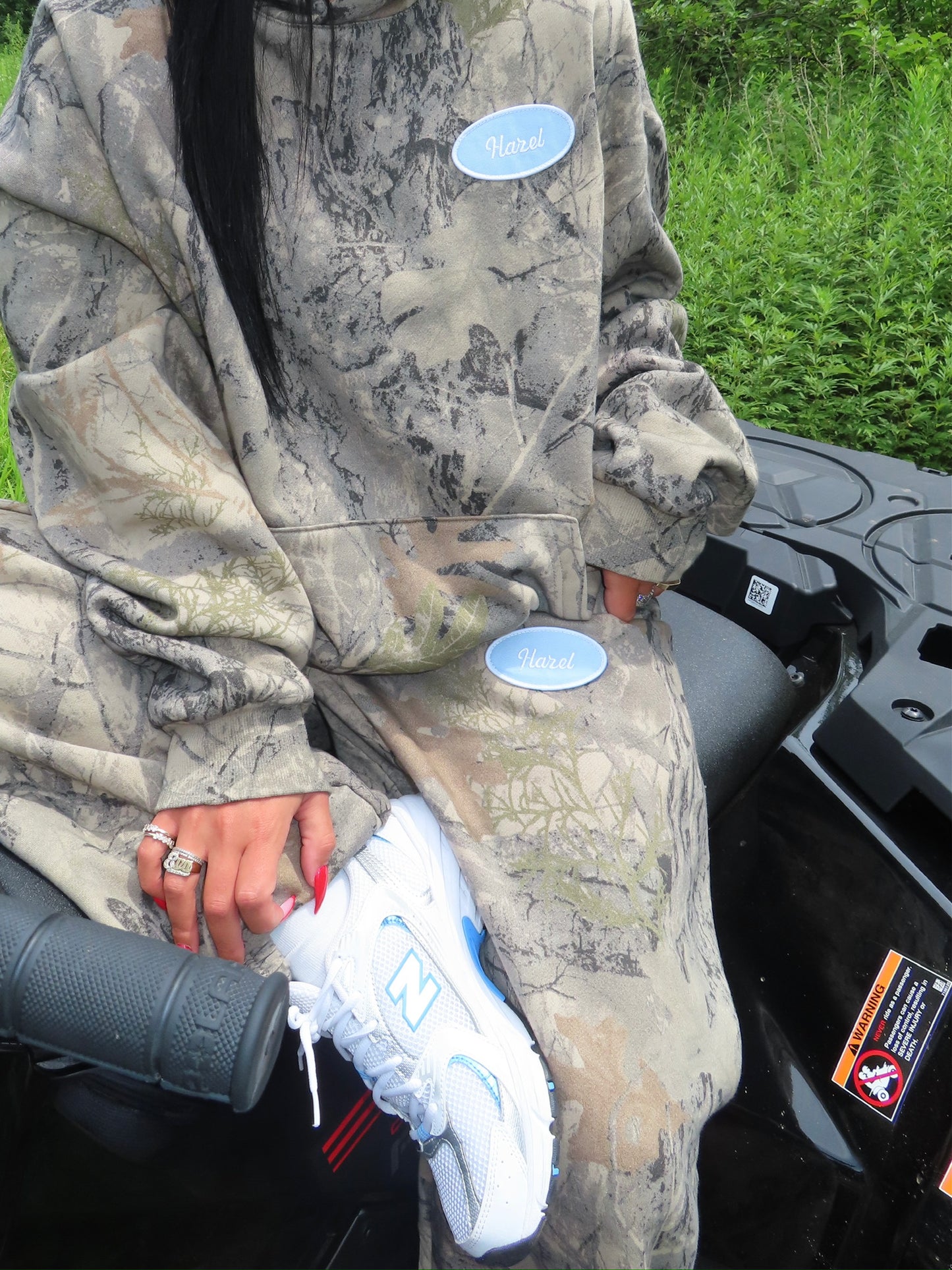 The HZL Eva Sweatpants