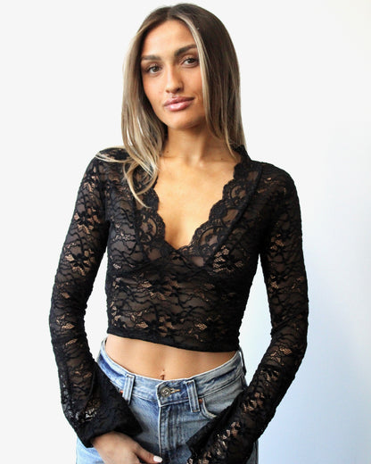 The Elvria Top