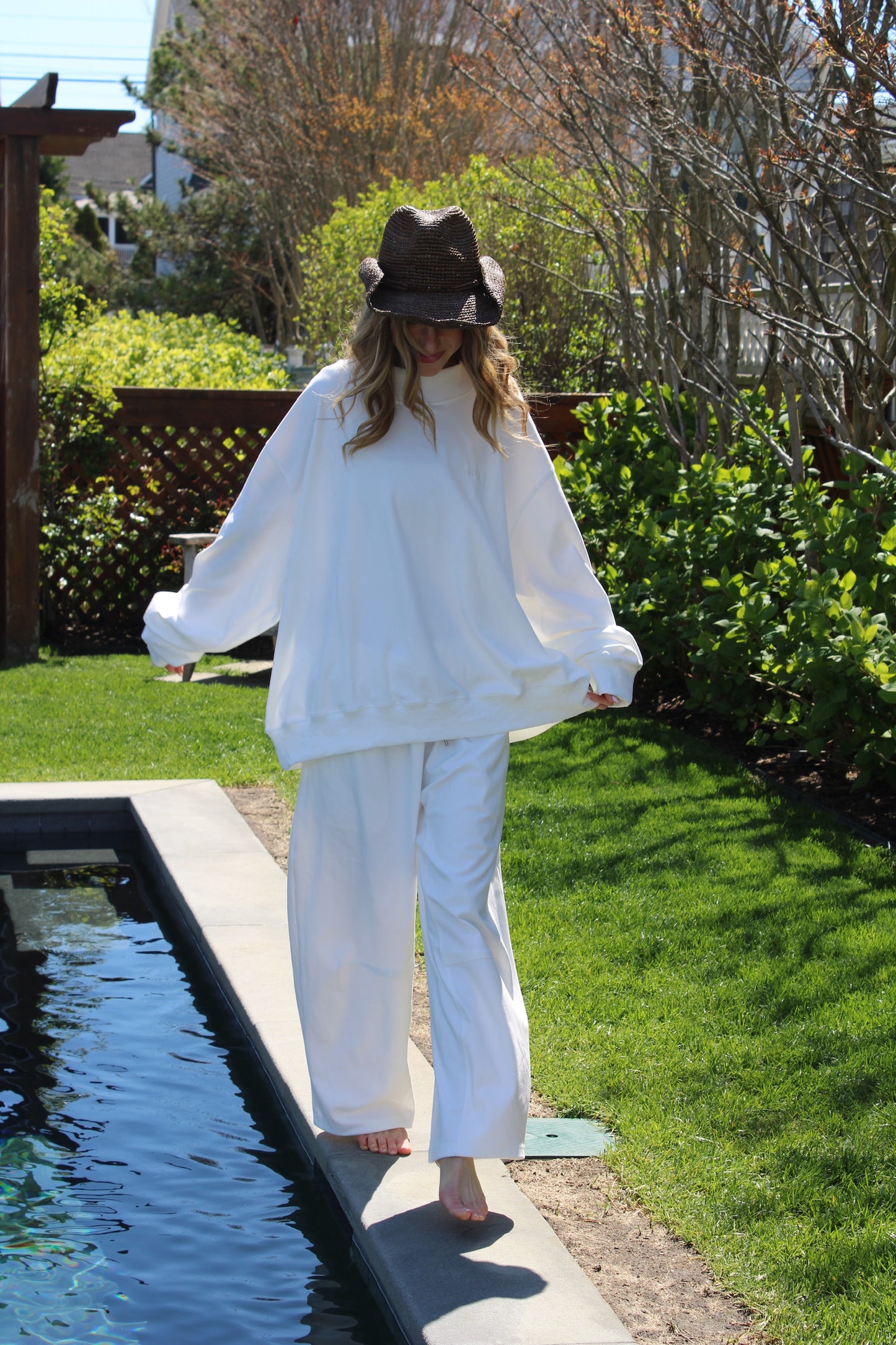 The Sunday Brunch Barrel Pants // White