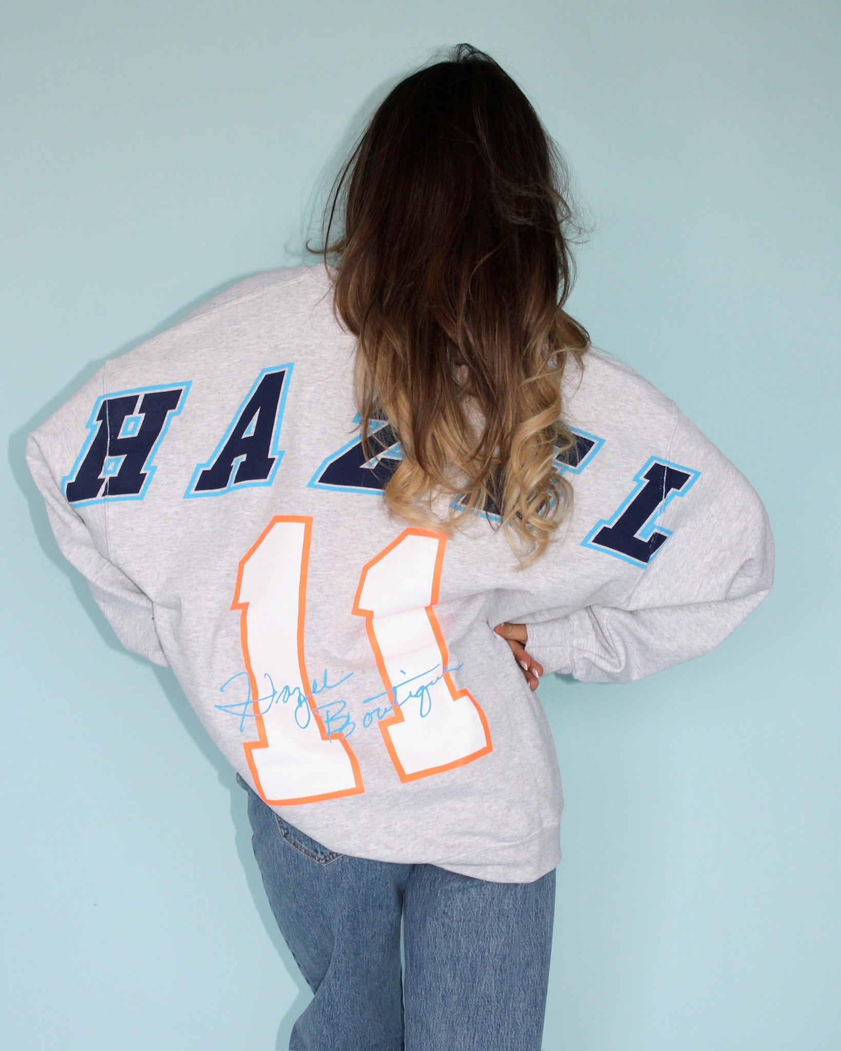HYSFORM ™︎ HERATS CREWNECK The HB 11 Crewneck – Hazel Boutique