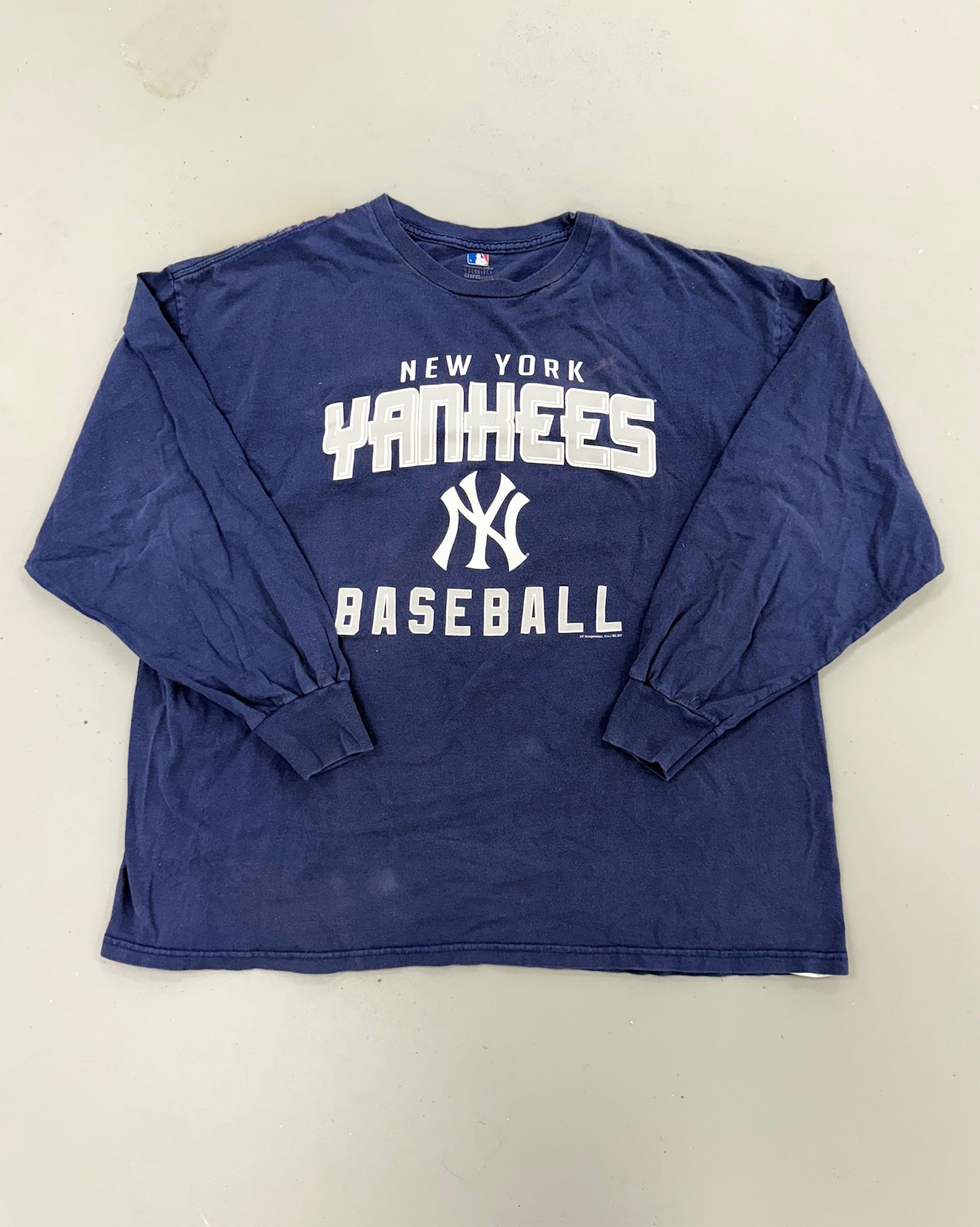 EVI11 TWIN VINTAGE LONG SLEEVE- YANKEES BASEBALL