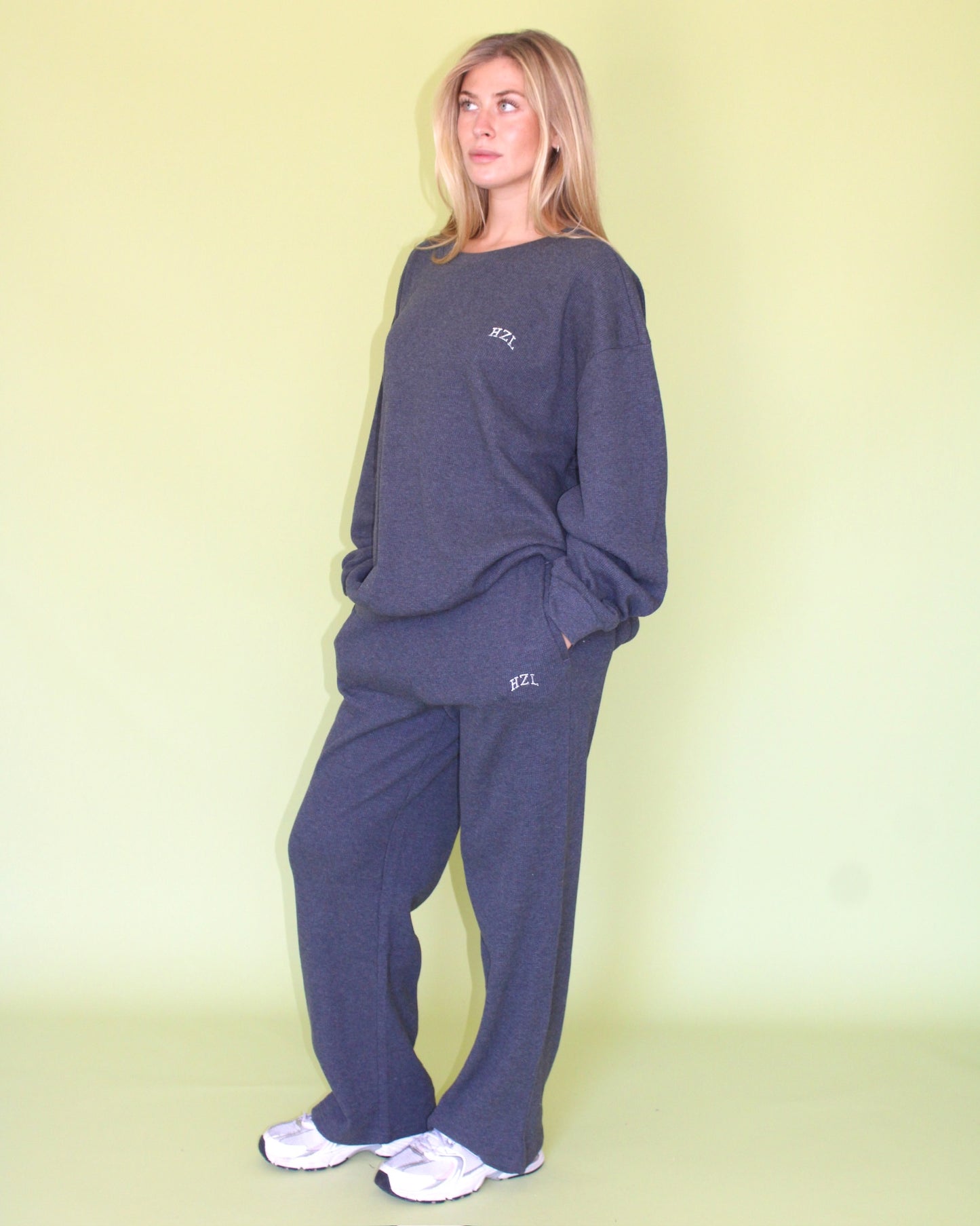 The HZL Thermal // Charcoal