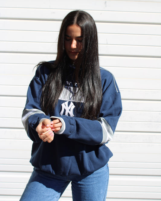 EVI11 TWIN VINTAGE CREWNECK: YANKS